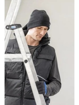 Жилет утепленный с капюшоном черный BORGER