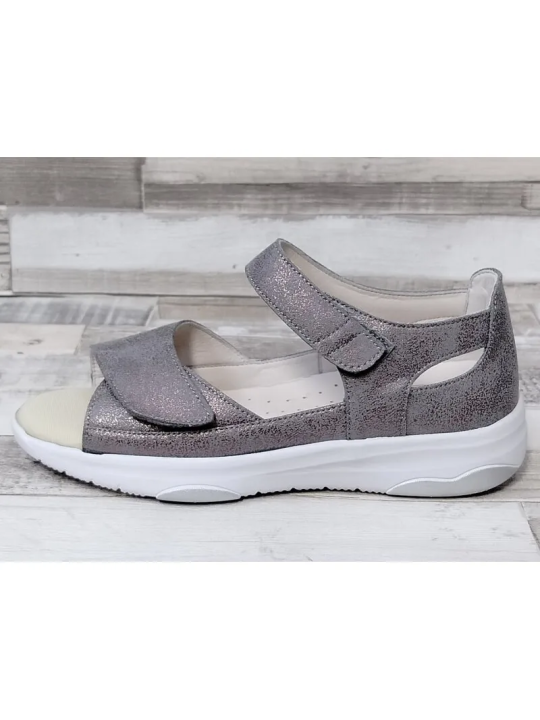 Naiste sandaalid taupe
