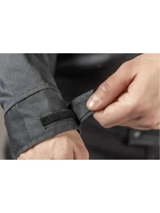 HOEGERT эластичная защитная куртка черная