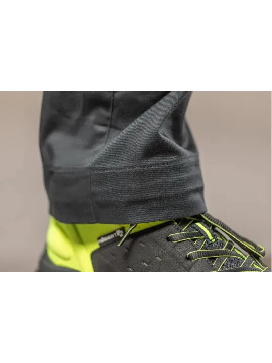 HOEGERT эластичные защитные брюки черные