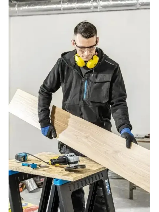 THEO Толстовка черная HOEGERT