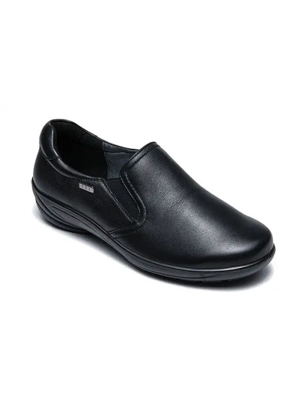 Женская обувь из эластичной кожи