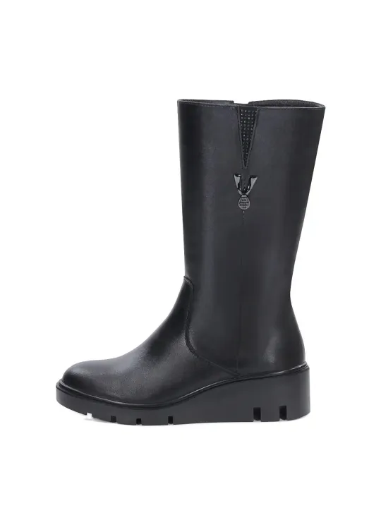 Сапожки женские