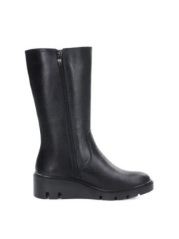 Сапожки женские